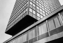 Neboder „Vjesnik“, od programa do požara